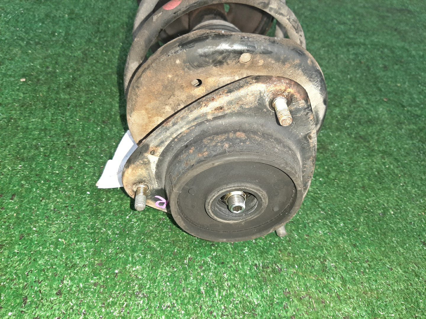 Стойка правая передняя SUBARU IMPREZA GC8, GF2, GF3, GF5, GF8, GC2, GF1, GF4, GC1, GF6, GC4, GC5, GC6 EJ20DE, EJ20T, EJ20E, EJ22T, EJ15E, EJ16E, EJ18 2 ракурс