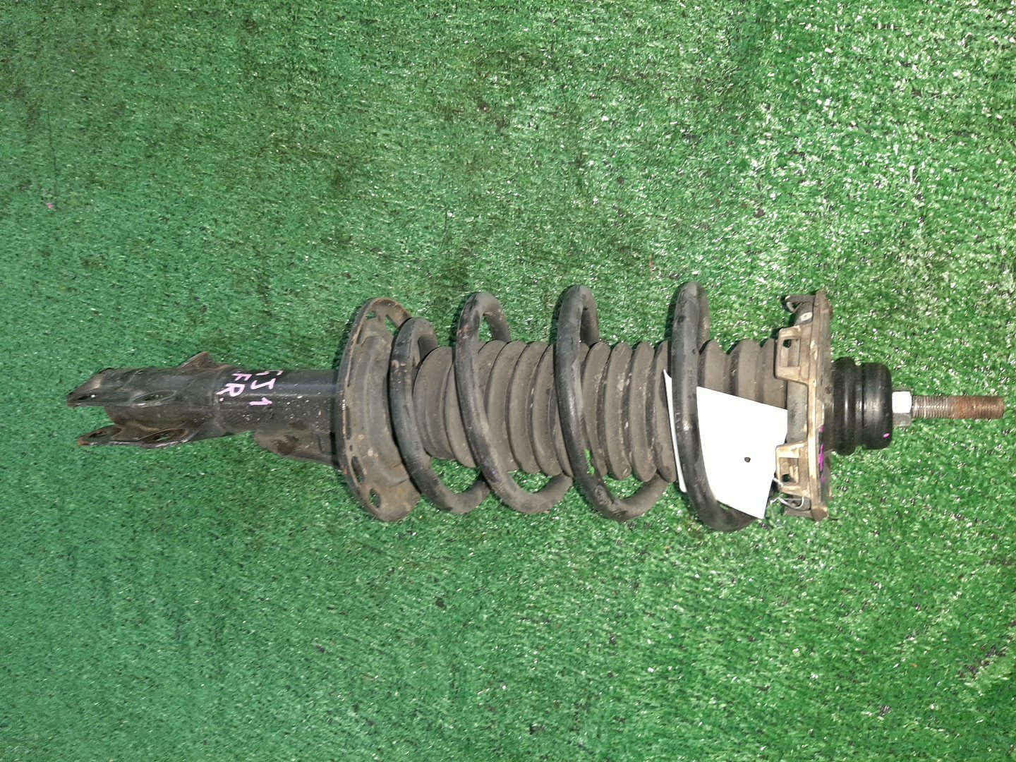 Стойка правая передняя HONDA PARTNER, AIRWAVE GJ3, GJ1 L15A 1 ракурс