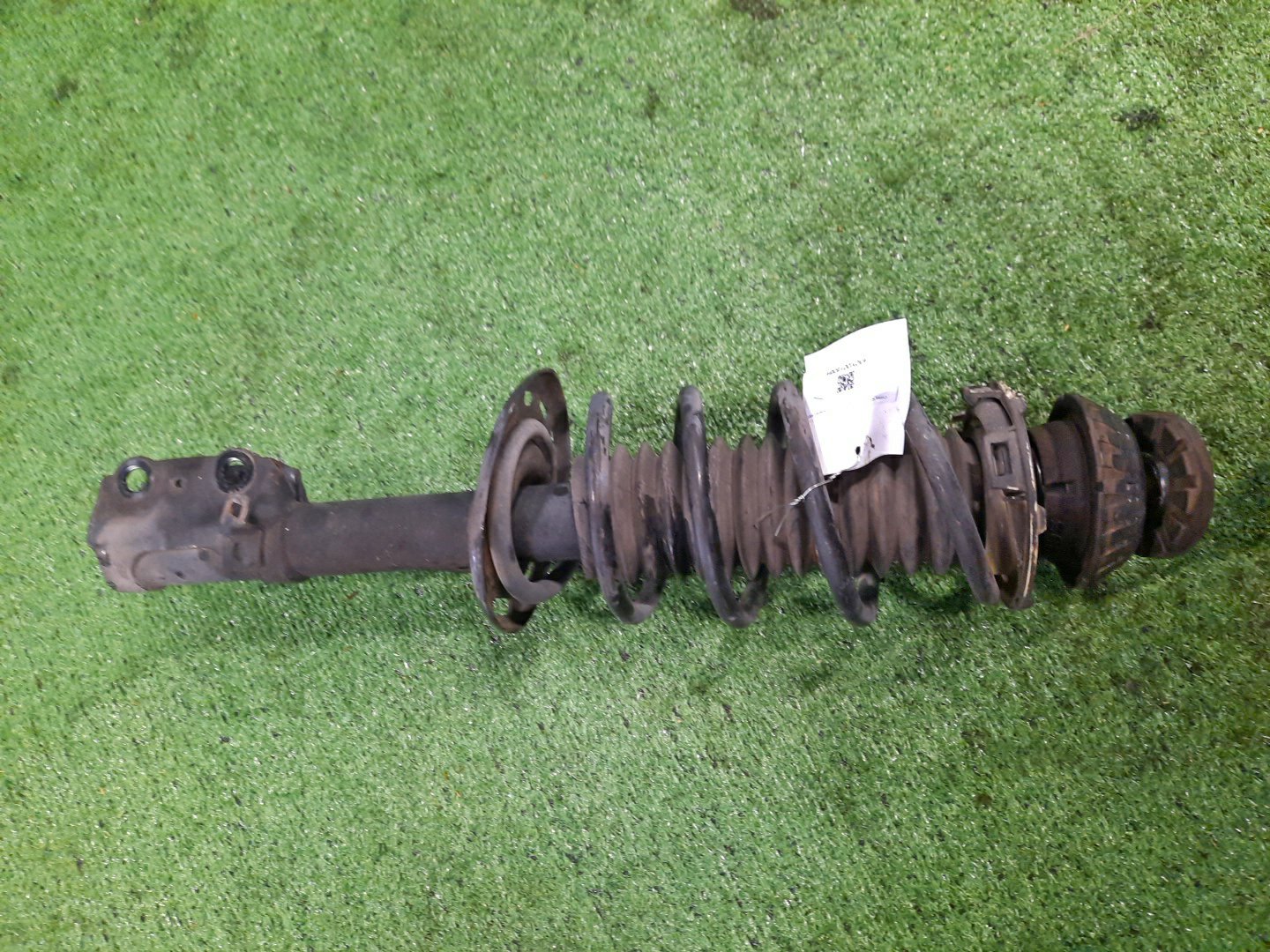 Стойка левая передняя HONDA PARTNER, AIRWAVE GJ3, GJ1 L15A 1 ракурс