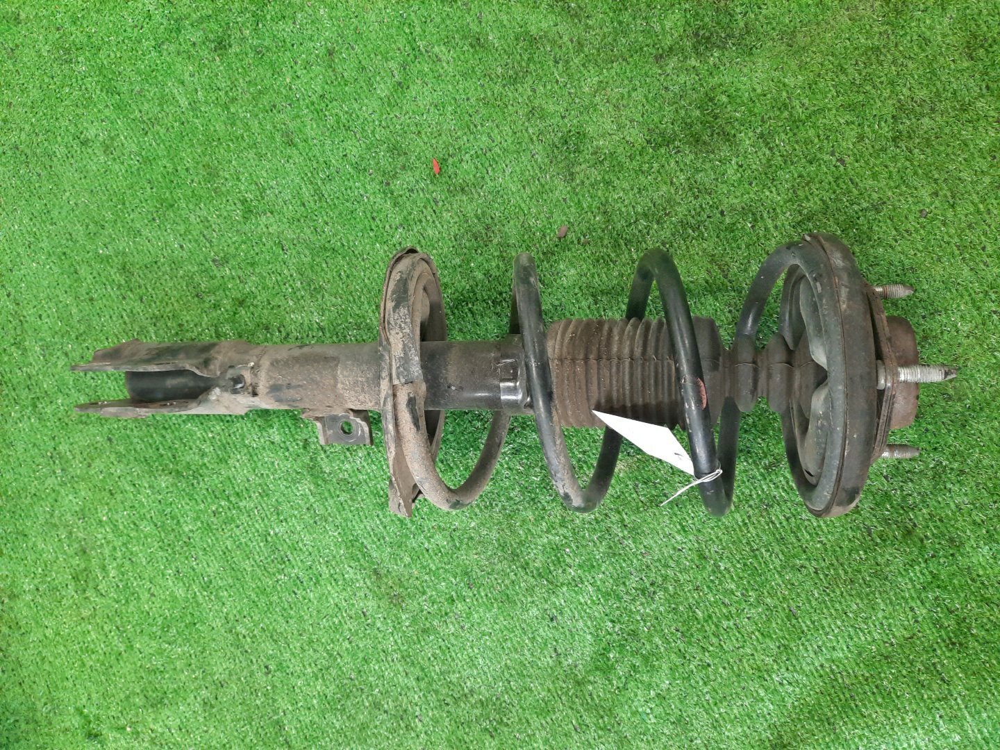 Стойка левая передняя  MITSUBISHI GALANT FORTIS CX6A, CX4A, CX3A, CY4A, CY3A, CY6A 4J10, 4B11, 4B10 1 ракурс