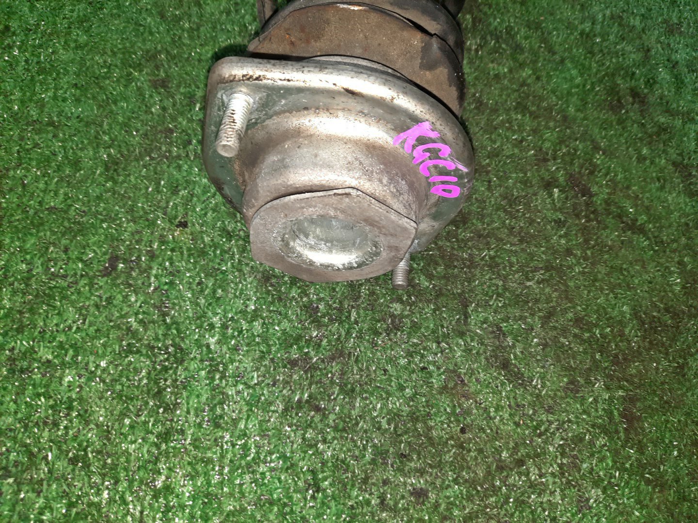 Стойка левая передняя TOYOTA PASSO, BB, BOON, COO KGC15, KGC10, KGC30, NGC30, KGC35, QNC10, QNC20, QNC21, QNC25, M301S, M600S, M601S, M610S, M310S, M300S, M401S, M402S, M411S 1KR-FE, 1NR-FE, K3-VE, 3SZ-VE 2 ракурс