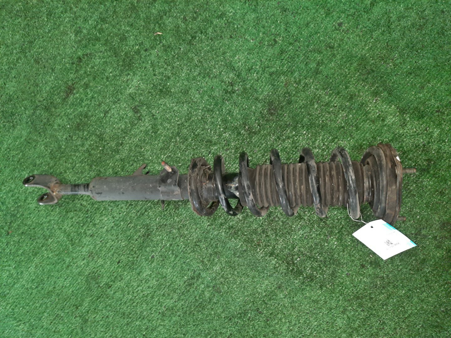 Стойка левая передняя NISSAN SKYLINE, STAGEA, FAIRLADY Z PV35, V35, HV35, CPV35, M35, HM35, PM35, Z33 VQ35DE, VQ25DD, VQ30DD 1 ракурс