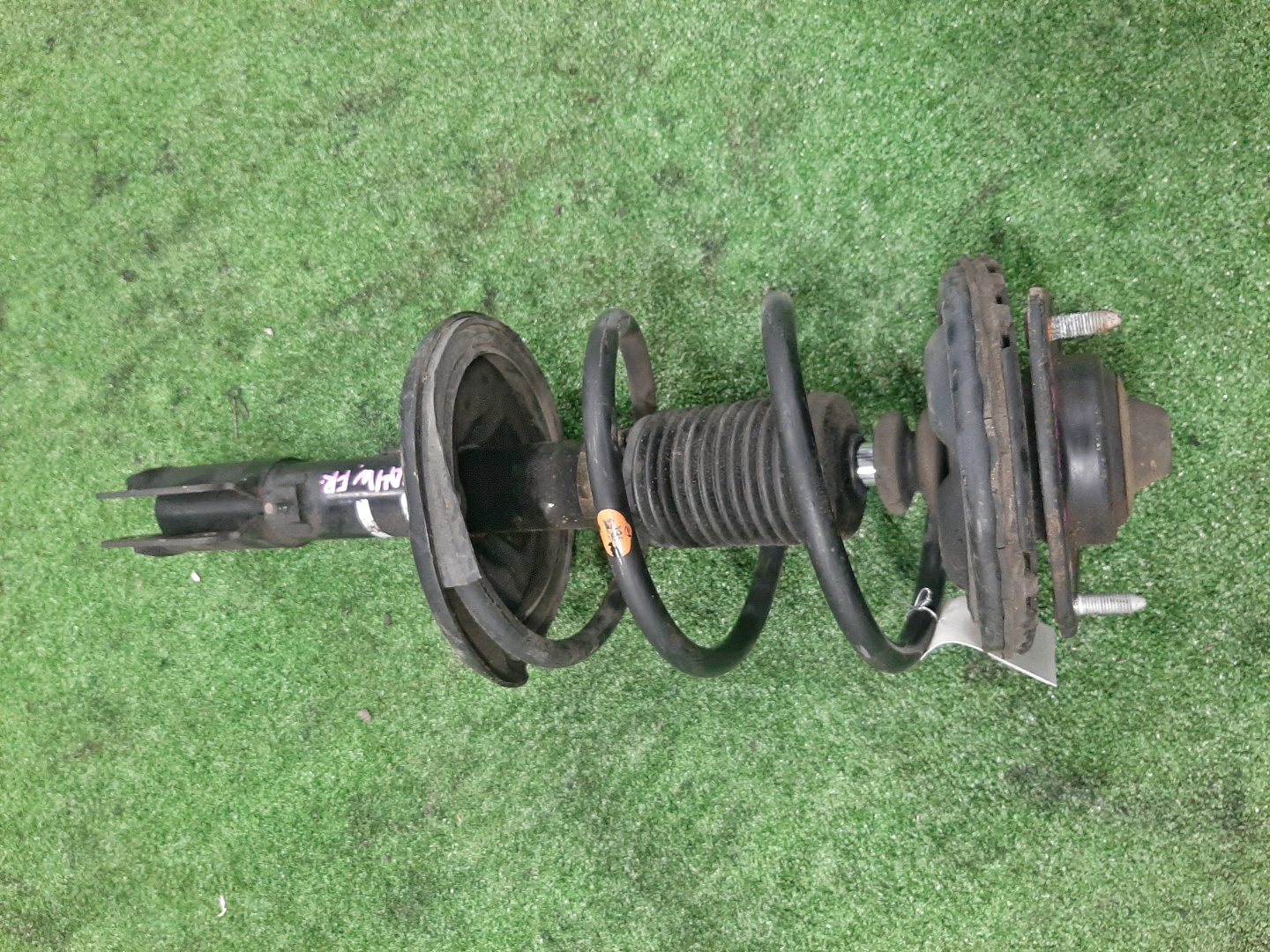 Стойка правая передняя MITSUBISHI CHARIOT GRANDIS, GRANDIS NA4W 4G69 1 ракурс