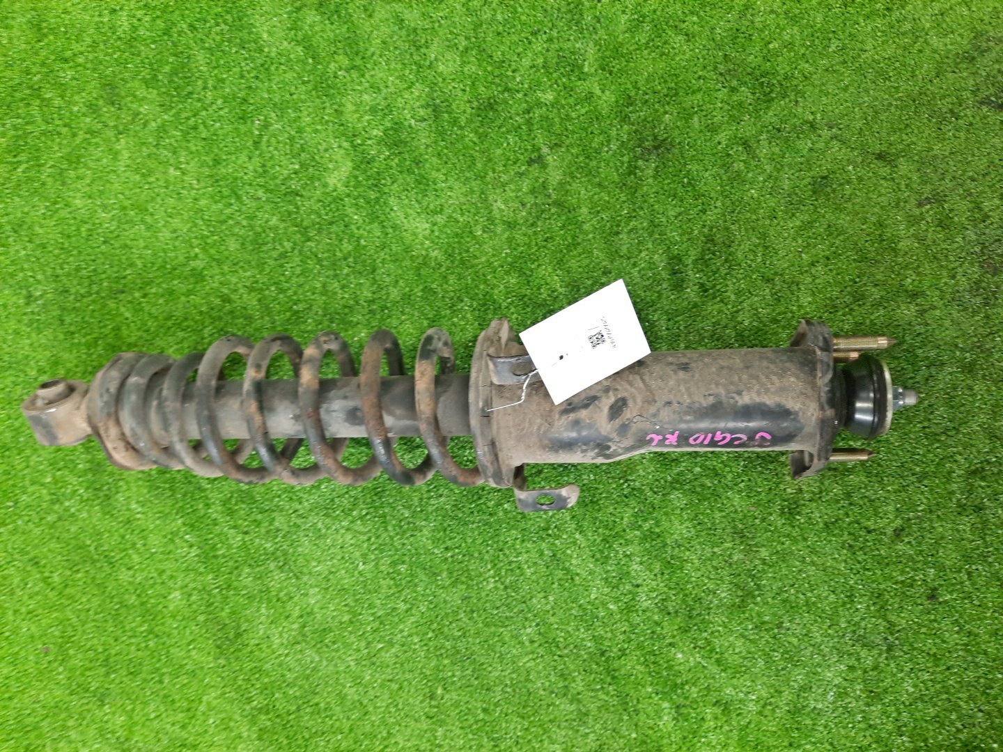 Стойка левая задняя TOYOTA BREVIS, CROWN, PROGRES, ALTEZZA, VEROSSA, MARK II JCG10, JCG11, JCG15, GS171, JZS175, JZS171, JZS173, JZS179, JKS175, GXE10, SXE10, JCE10, GXE15, JCE15, GX110, JZX110, GX115, JZX115 1JZ-FSE, 2JZ-FSE, 1G-FE, 1JZ-GE, 2JZ-GE, 