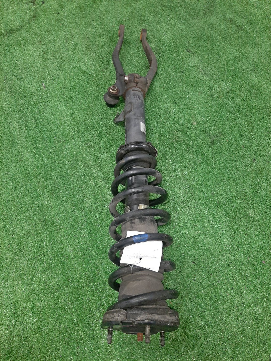 Стойка левая передняя MAZDA ATENZA GG3S, GY3W, GYEW, GGEP, GGES, GG3P L3-VE, LF-VE, LF-DE 1 ракурс
