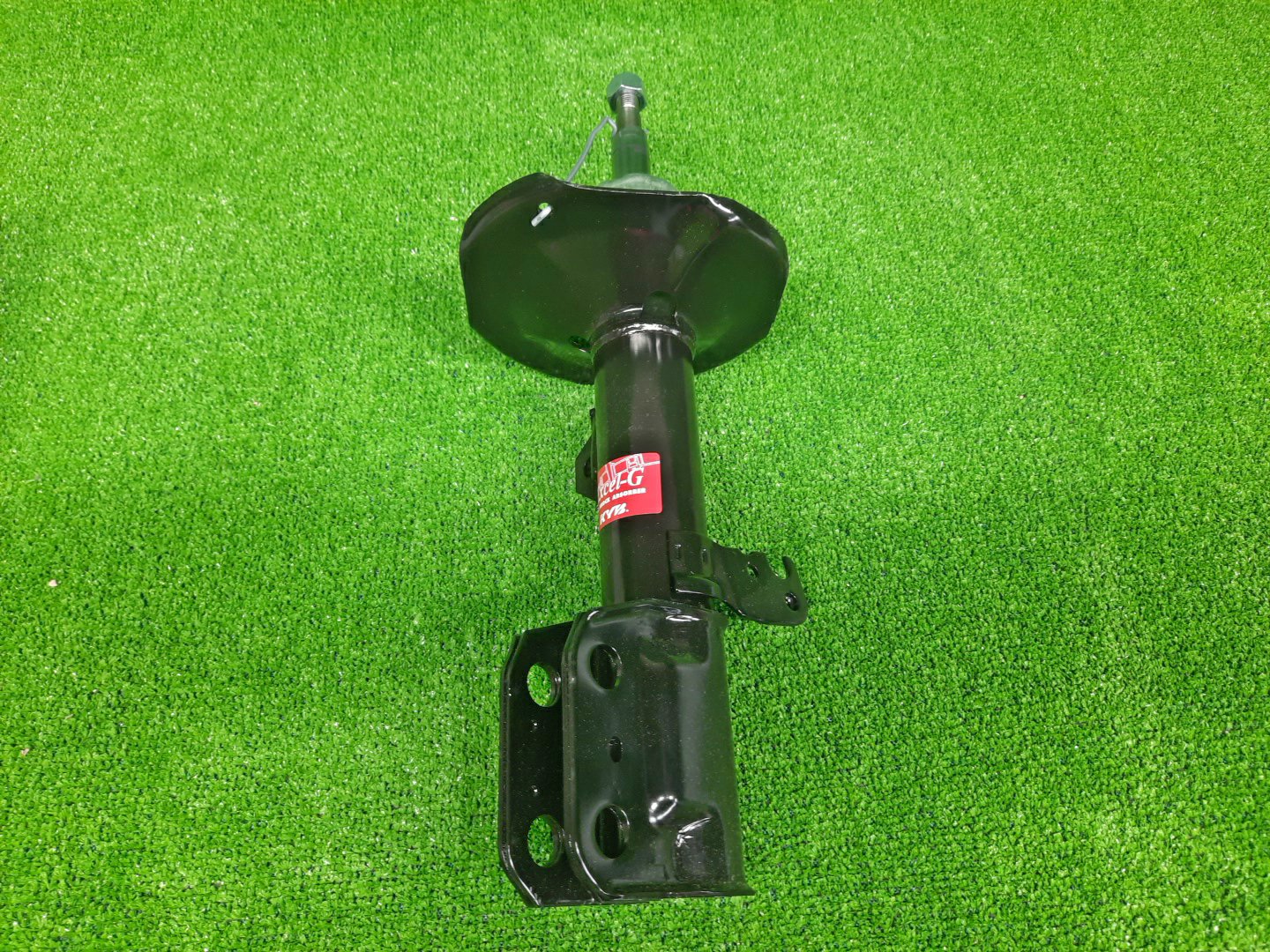 Стойка правая передняя TOYOTA AVENSIS AZT250 334815 2 ракурс