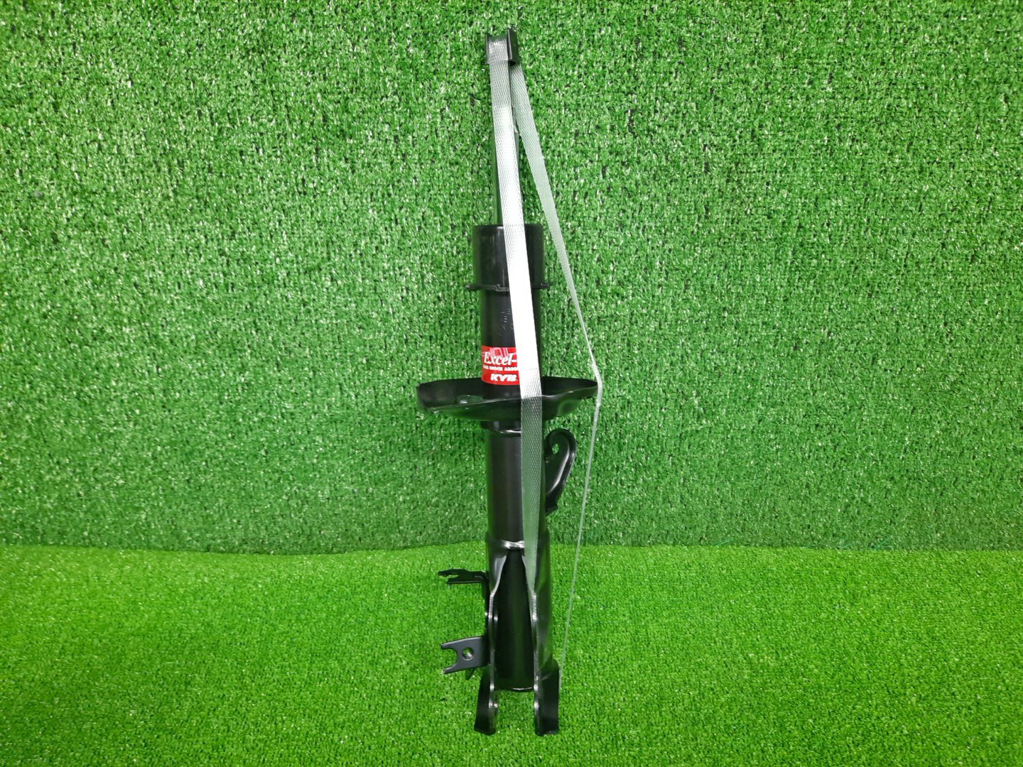 Стойка правая передняя  HONDA VEZEL RU1 L15B ,3340142 1 ракурс