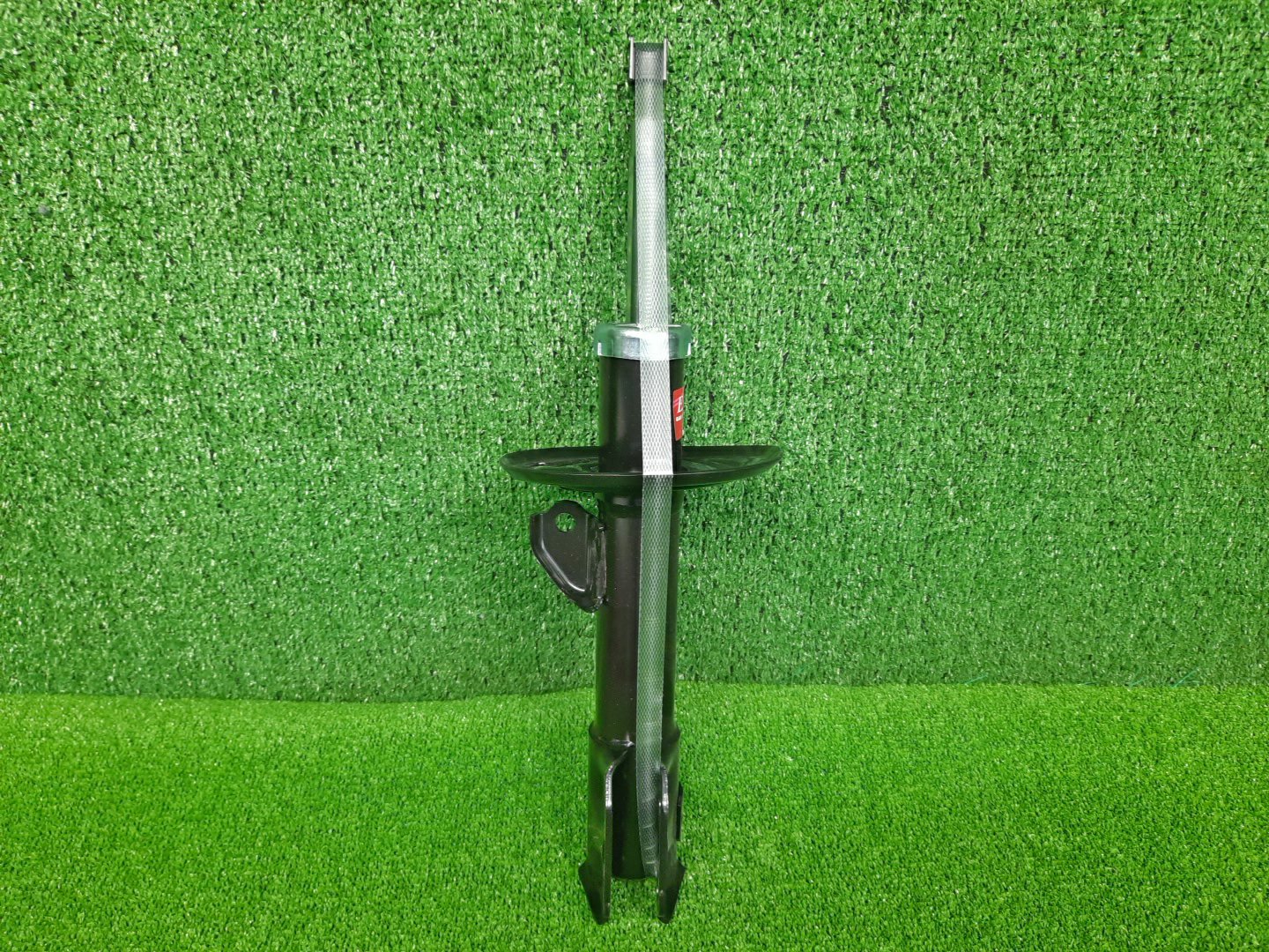 Стойка левая передняя TOYOTA COROLLA  AXIO NZE161 1NZ-FE 339318 1 ракурс