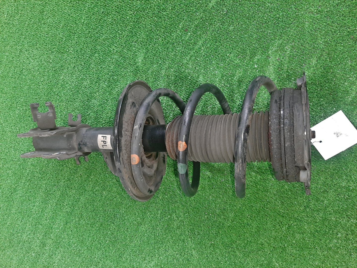 Стойка левая передняя NISSAN TEANA TNJ32, PJ32, J32 QR25DE, VQ35DE, VQ25DE 1 ракурс