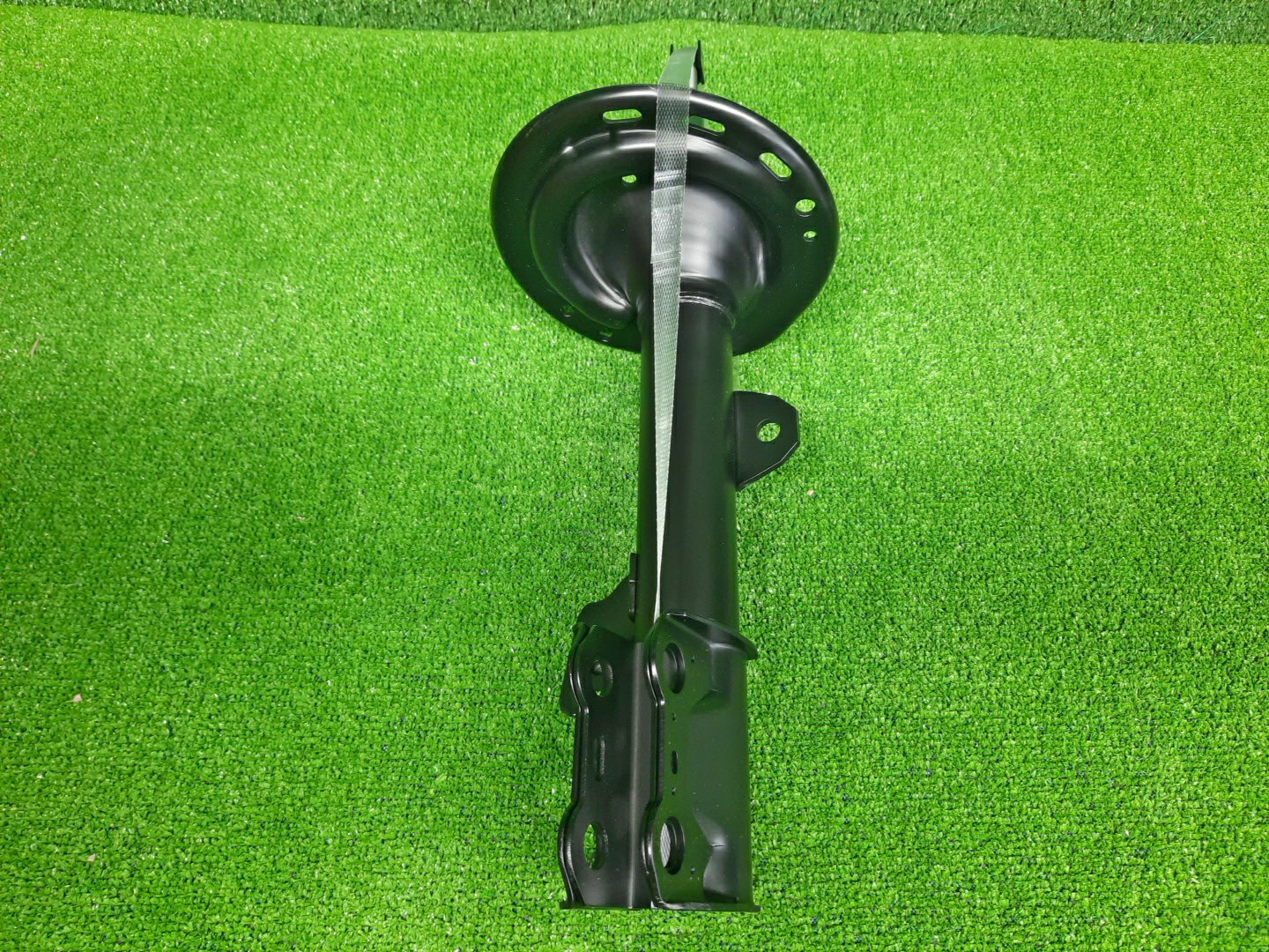 Стойка левая передняя TOYOTA VENZA GGV15 2GR-FE 339233 3 ракурс