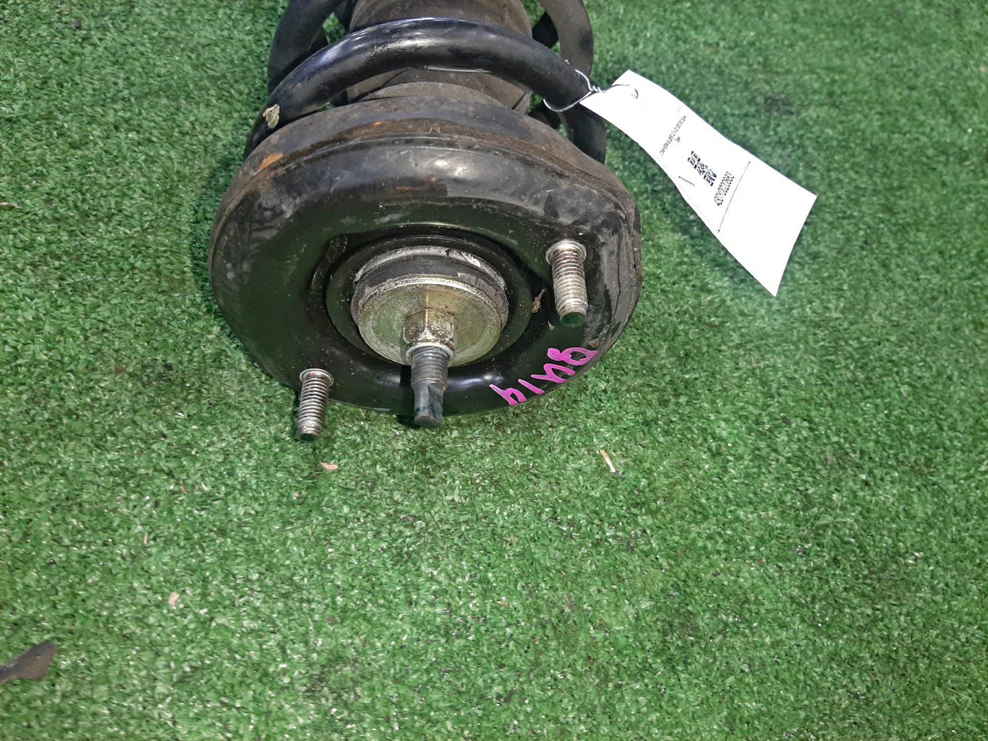 Стойка правая задняя NISSAN BLUEBIRD, PRIMERA QU14, HU14, EU14, P11, WP11, QP11, HP11, WQP11, WHP11 QG18DE, QG18DD, SR20DE, SR20VE, SR18DE 2 ракурс