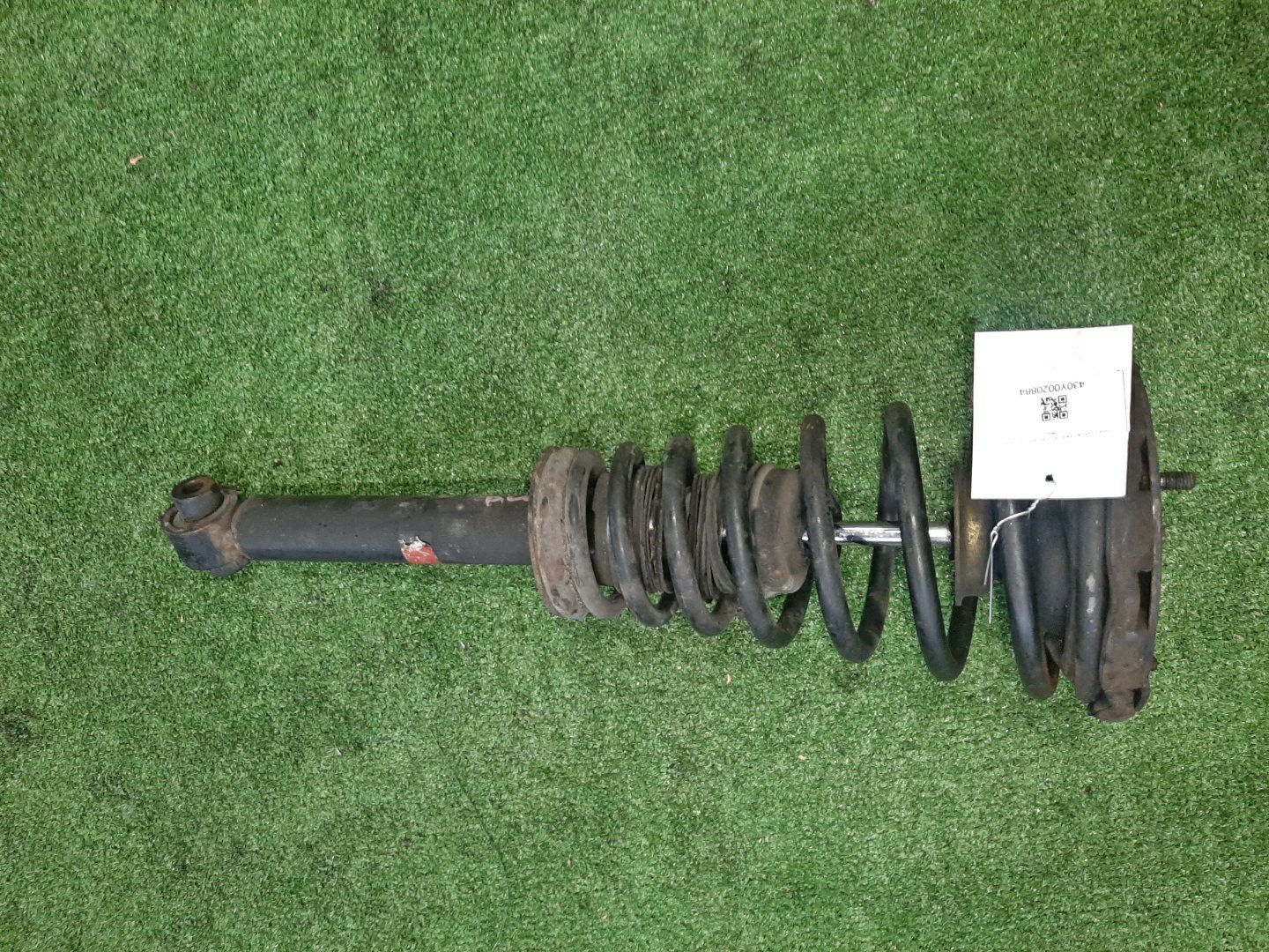 Стойка правая передняя NISSAN BLUEBIRD, PRIMERA QU14, HU14, EU14, P11, WP11, QP11, WQP11, WHP11 QG18DE, QG18DD, SR20DE, SR20VE, SR18DE 1 ракурс