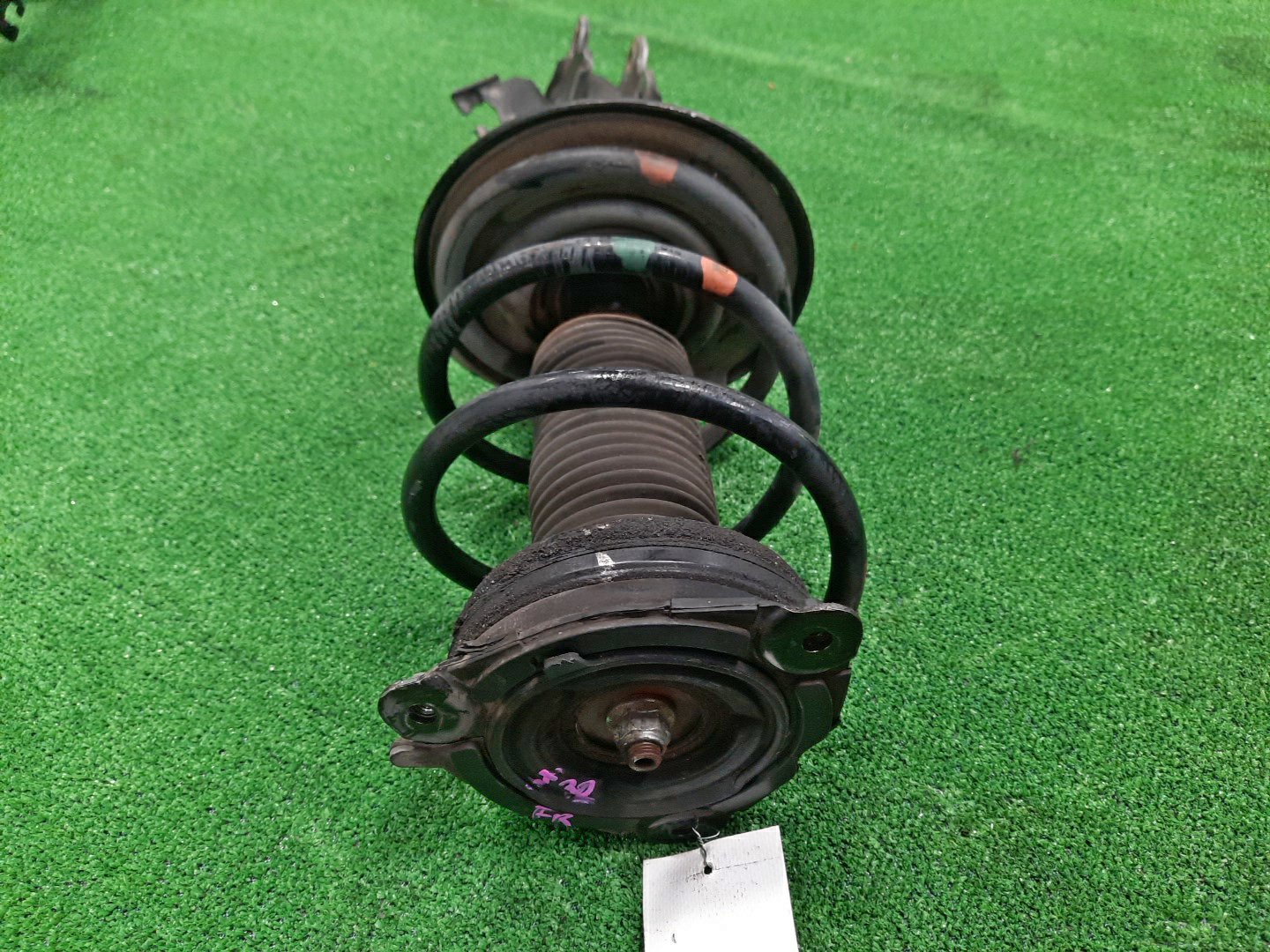 Стойка правая передняя NISSAN TEANA TNJ32, PJ32, J32 QR25DE, VQ35DE, VQ25DE 2 ракурс