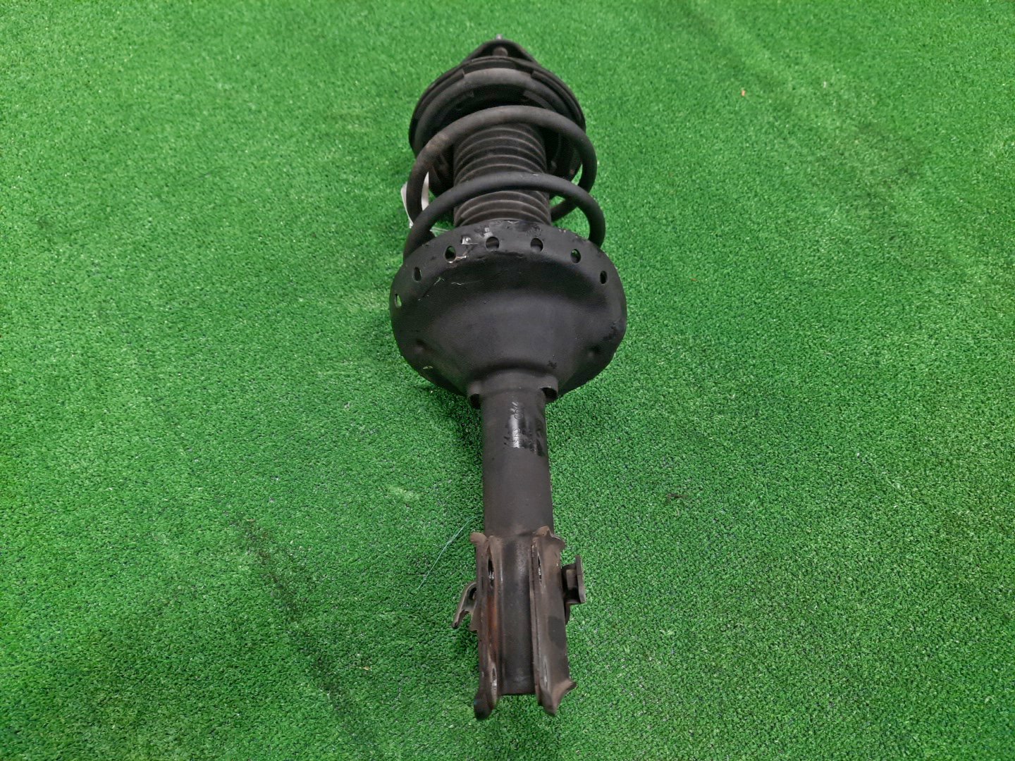 Стойка правая передняя SUBARU IMPREZA GDD, GG2, GG9, GGD, GG3, GGC, GD3, GD2, GD9 EL15, EJ15E, EJ20DE 1 ракурс