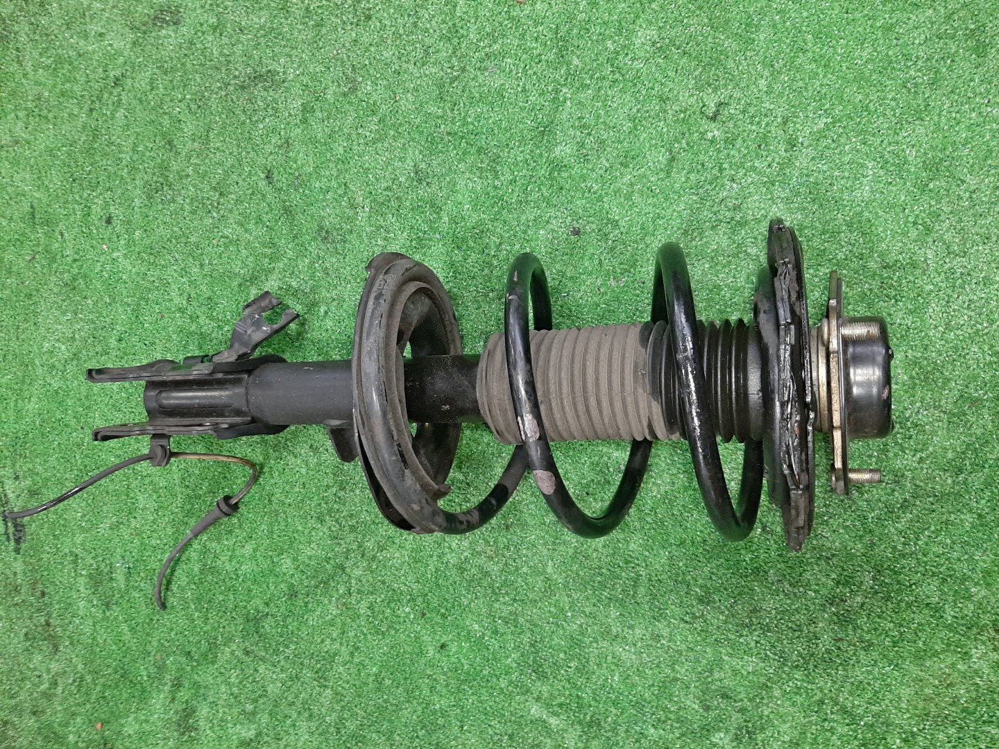 Стойка левая передняя NISSAN PRESAGE, TEANA TU31, TNU31, PU31, PNU31, J31, PJ31, TNJ31 QR25DE, VQ35DE, VQ23DE 1 ракурс