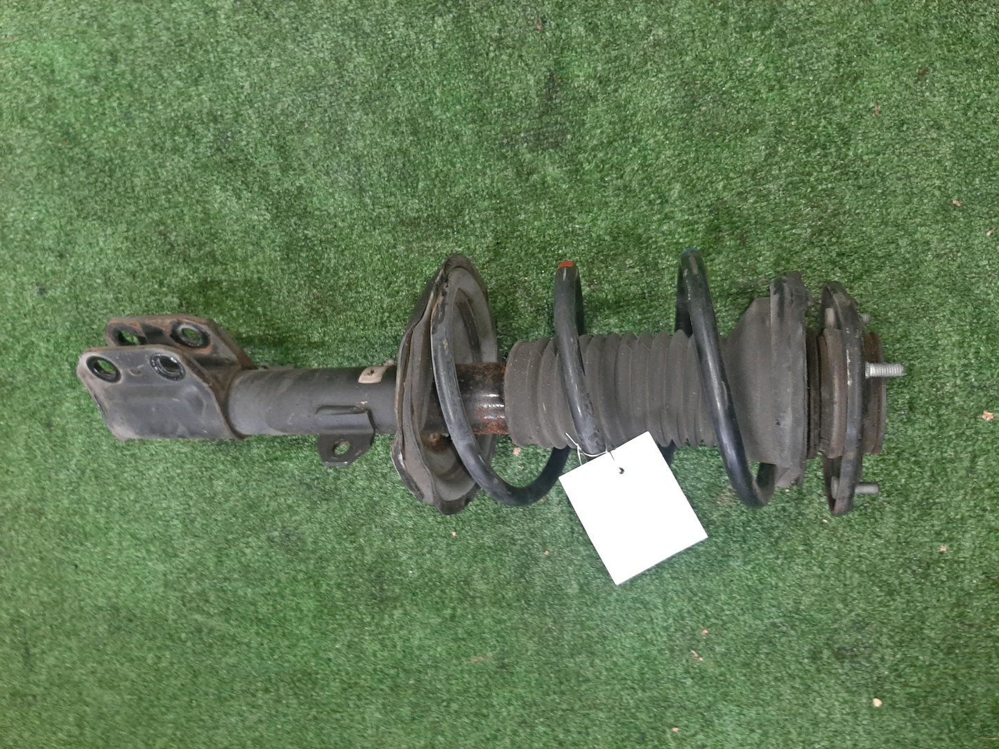 Стойка левая передняя TOYOTA AVENSIS AZT250, AZT251 1AZ-FSE, 2AZ-FSE 1 ракурс