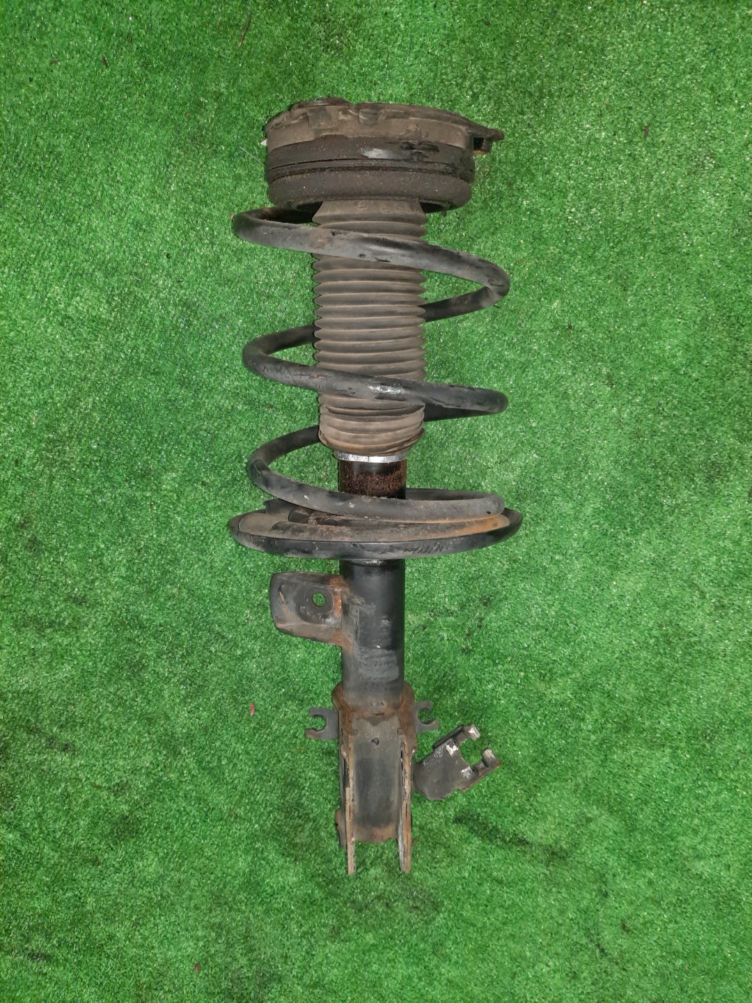 Стойка правая передняя NISSAN TEANA TNJ32, PJ32, J32 QR25DE, VQ35DE, VQ25DE 1 ракурс