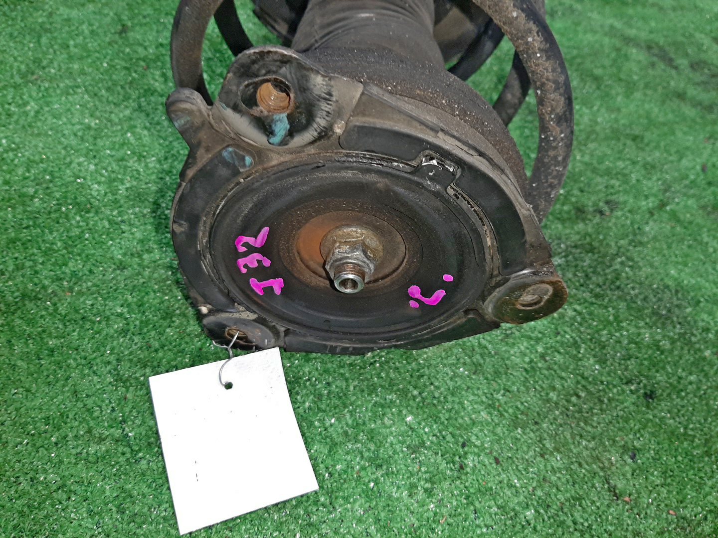 Стойка левая передняя NISSAN TEANA TNJ32, PJ32, J32 QR25DE, VQ35DE, VQ25DE 2 ракурс