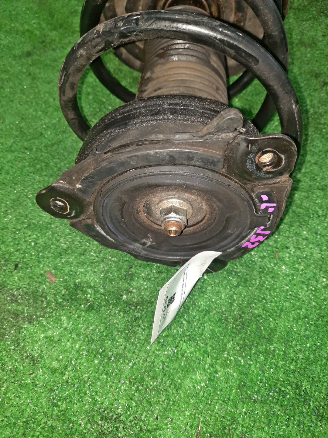 Стойка левая передняя NISSAN TEANA TNJ32, PJ32, J32 QR25DE, VQ35DE, VQ25DE 2 ракурс