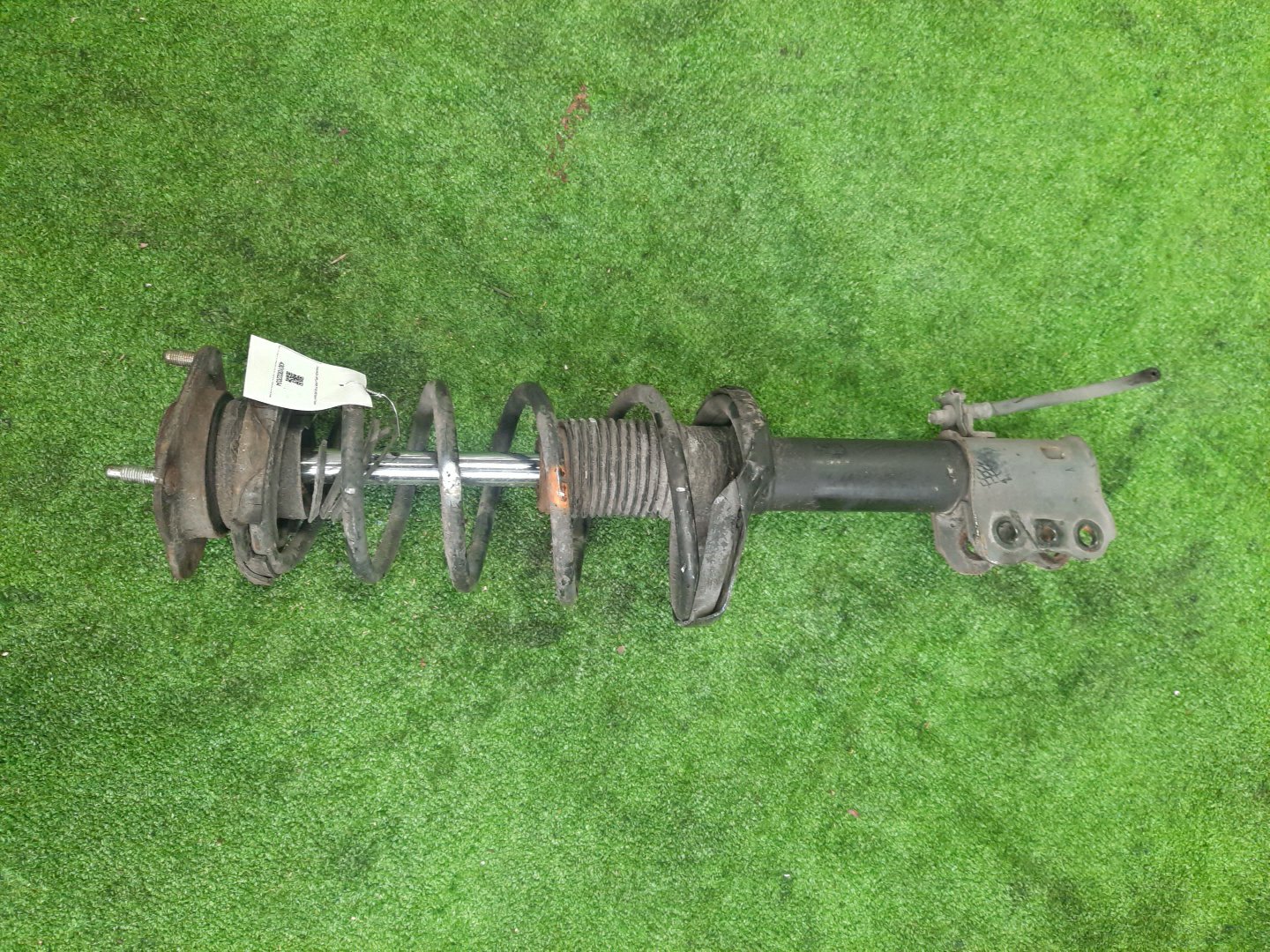 Стойка правая задняя MAZDA CAPELLA GF8P, GWEW, GW8W, GWER, GWFW, GFEP, GW5R, GFFP, GFER FP-DE, FS-ZE, FS-DE, RF-T, RF 1 ракурс