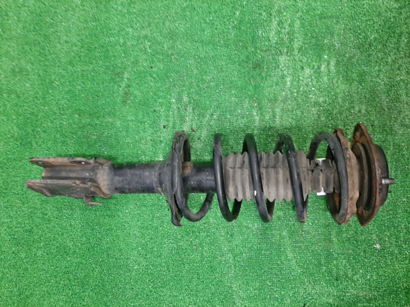 Стойка левая передняя DAIHATSU TERIOS, TERIOS KID, CAMI J100G, J102G, J122G, J111G, J131G, J100E, J102E, J122E HC-EJ, K3-VET, K3-VE, EF-DET, EF-DEM 1 ракурс