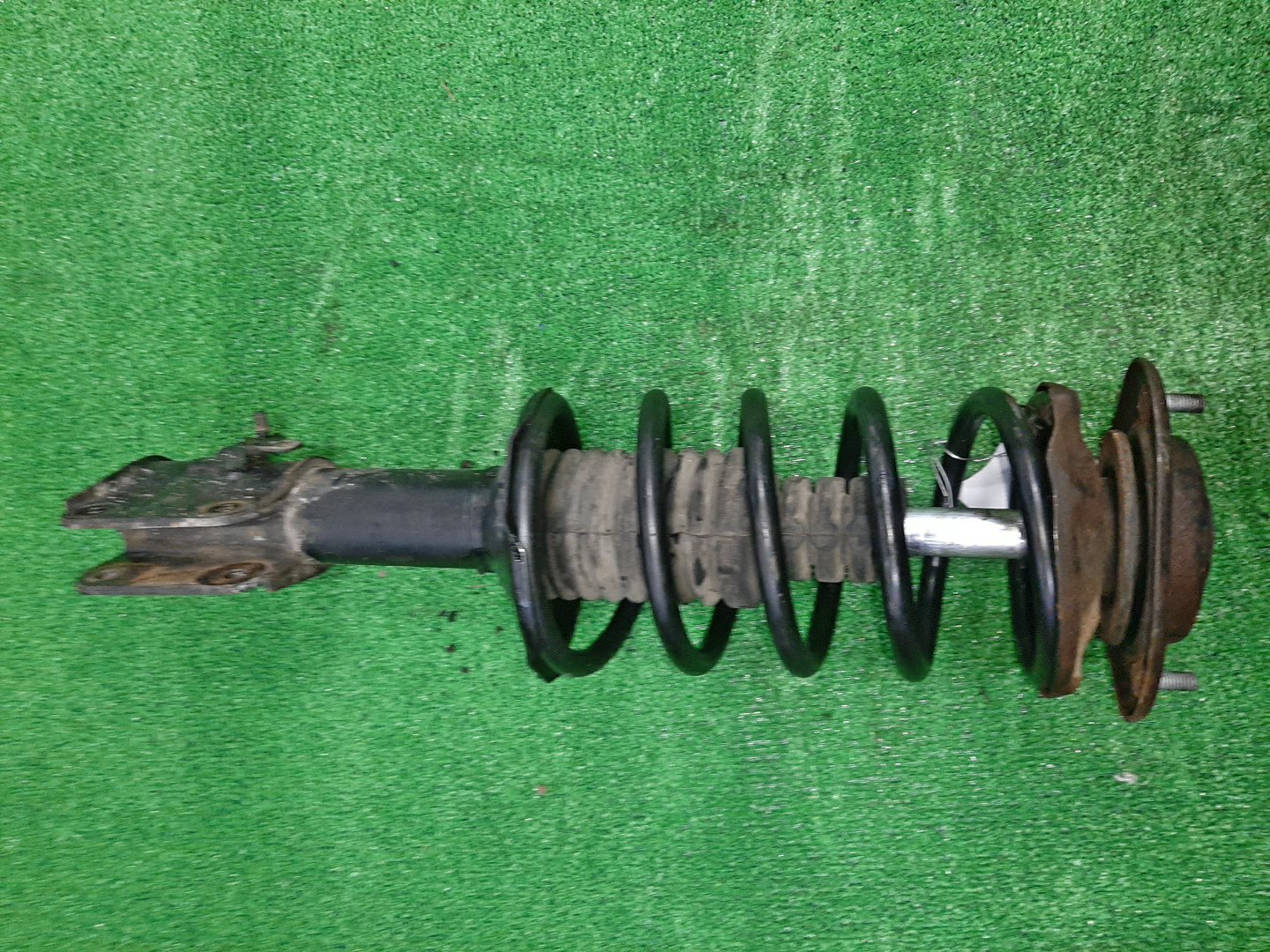 Стойка правая передняя DAIHATSU TERIOS, TERIOS KID, CAMI J100G, J102G, J122G, J111G, J131G, J100E, J102E, J122E HC-EJ, K3-VET, K3-VE, EF-DET, EF-DEM 1 ракурс