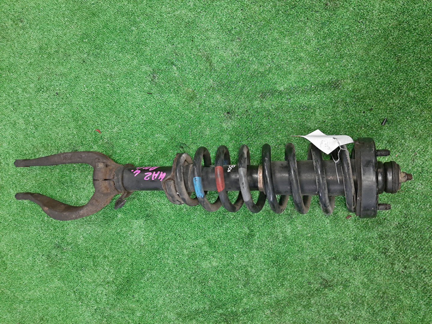 Стойка левая передняя HONDA INSPIRE, SABER UA1, UA2 G20A, G25A 1 ракурс