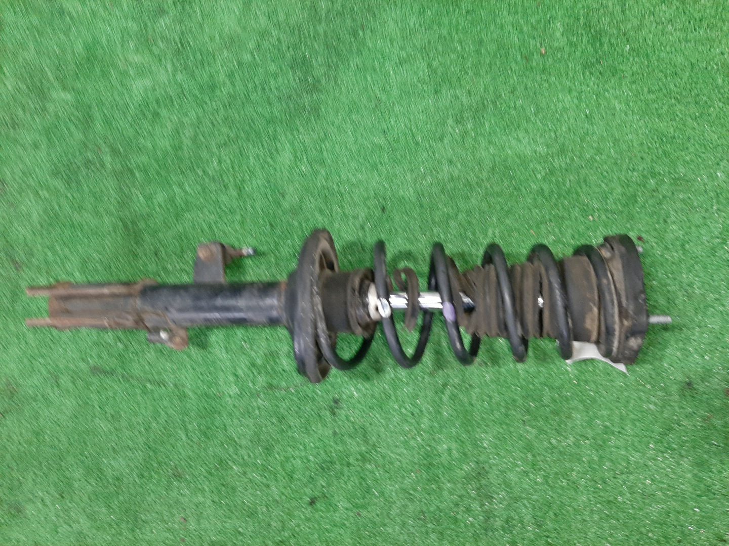 Стойка правая задняя TOYOTA CELICA, CORONA EXIV, CURREN, CARINA ED ST203, ST202, ST200, ST201, ST208, ST206, ST207 3S-FE, 3S-GE, 4S-FE 1 ракурс