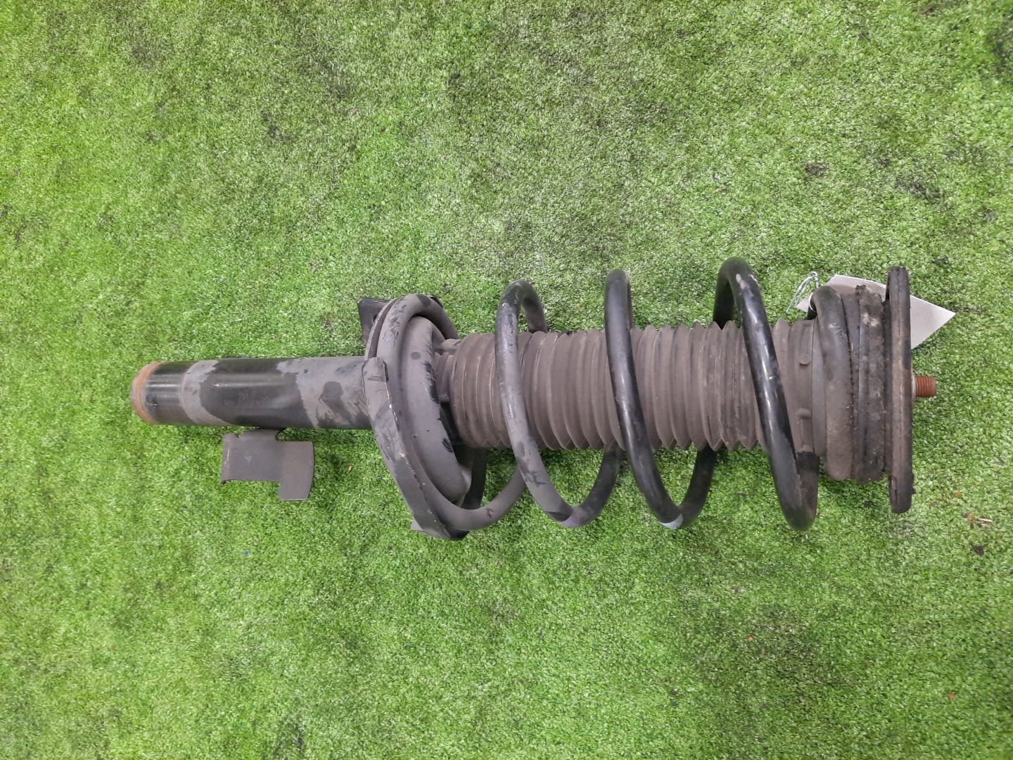 Стойка правая передняя MAZDA AXELA, MAZDA 3, 3 BL6FJ, BLEFW, BL5FP, BLEAP, BLEFP, BLFFP, BL3FW, BL5FW, BLEAW, BLFFW, BL Z6 1 ракурс