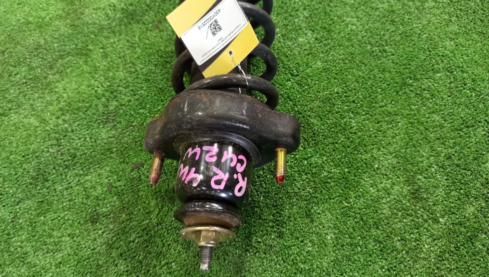 Стойка правая задняя MITSUBISHI AIRTREK CU2W, CU4W, CU5W 4G63, 4G63T, 4G64, 4G69 2 ракурс