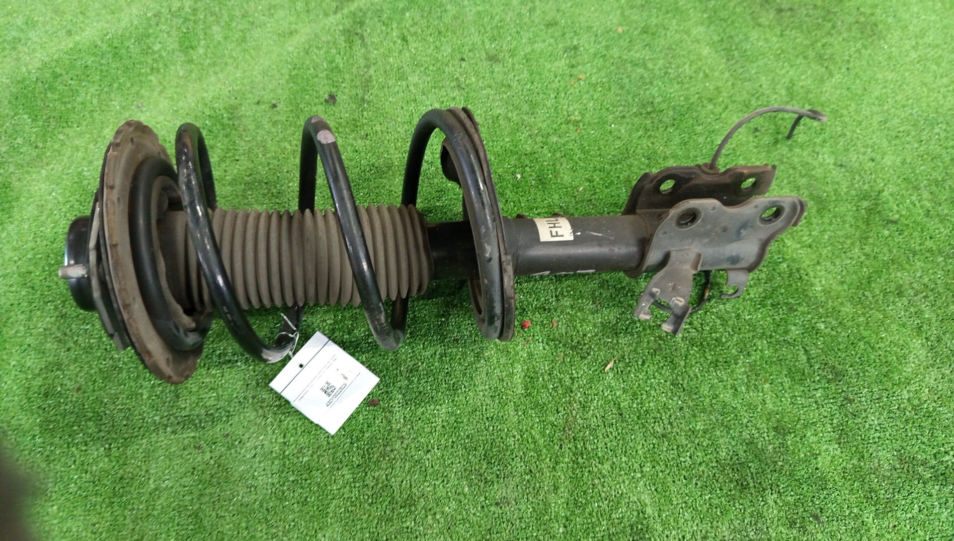 Стойка левая передняя NISSAN PRESAGE, TEANA TU31, TNU31, PU31, PNU31, J31, PJ31, TNJ31 QR25DE, VQ35DE, VQ23DE 1 ракурс