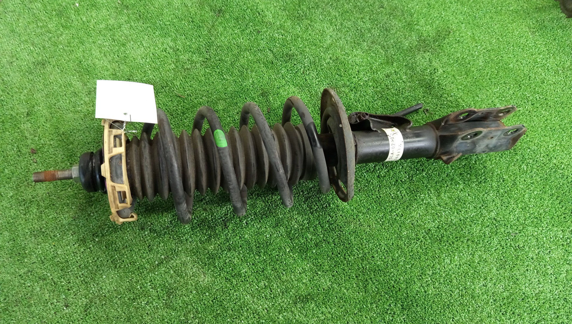 Стойка правая передняя HONDA PARTNER, AIRWAVE GJ3, GJ1 L15A 1 ракурс