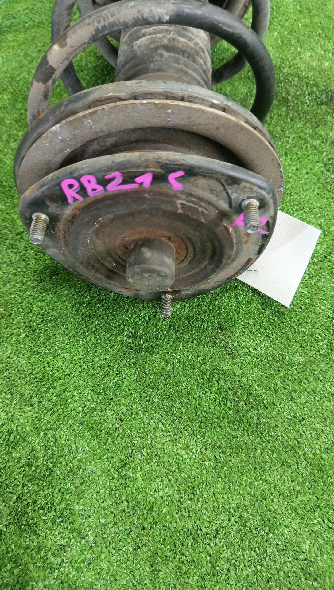 Стойка правая передняя SUZUKI AERIO RC51S, RB21S, RA21S, RD51S M18A, M15A 2 ракурс
