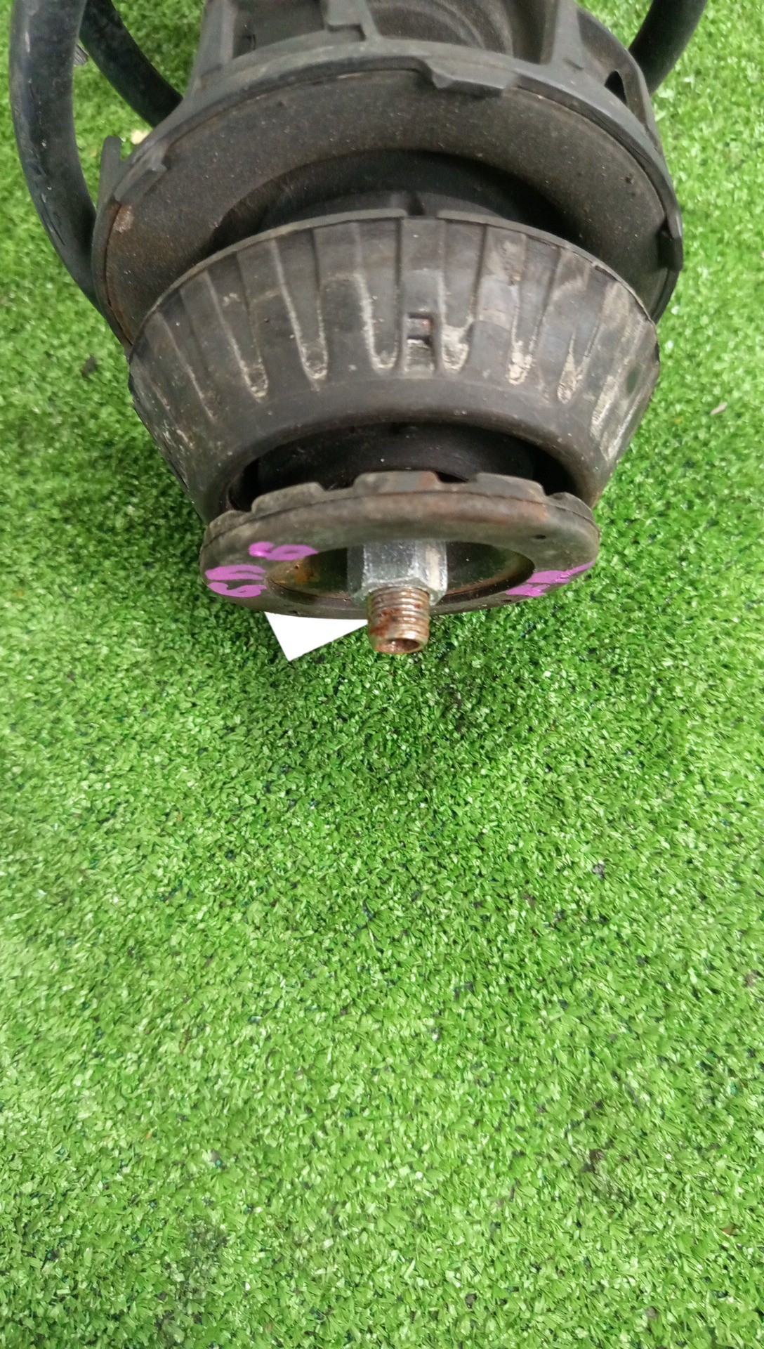 Стойка правая передняя HONDA FIT ARIA GD6, GD8 L13A, L15A 2 ракурс
