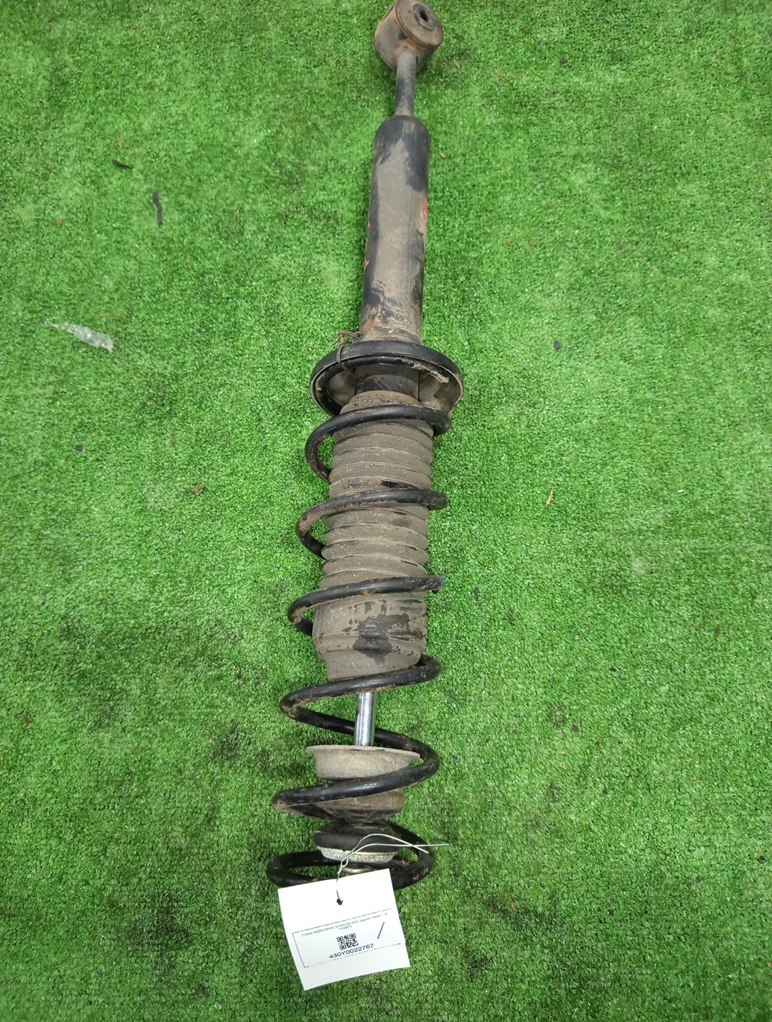 Стойка левая задняя MAZDA DEMIO DW3W, DW5W B3E, B3ME, B3, B5E, B5ME, B5 1 ракурс