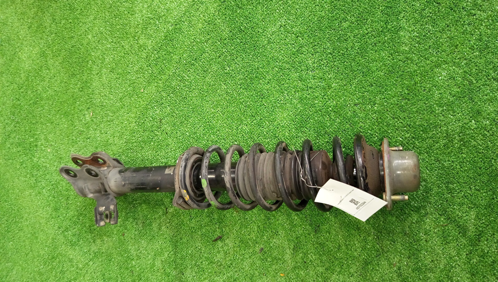 Стойка правая передняя NISSAN MARCH, CUBE K11, HK11, AK11, Z10, AZ10, ANZ10 CG13DE, CGA3DE, CG10DE 1 ракурс
