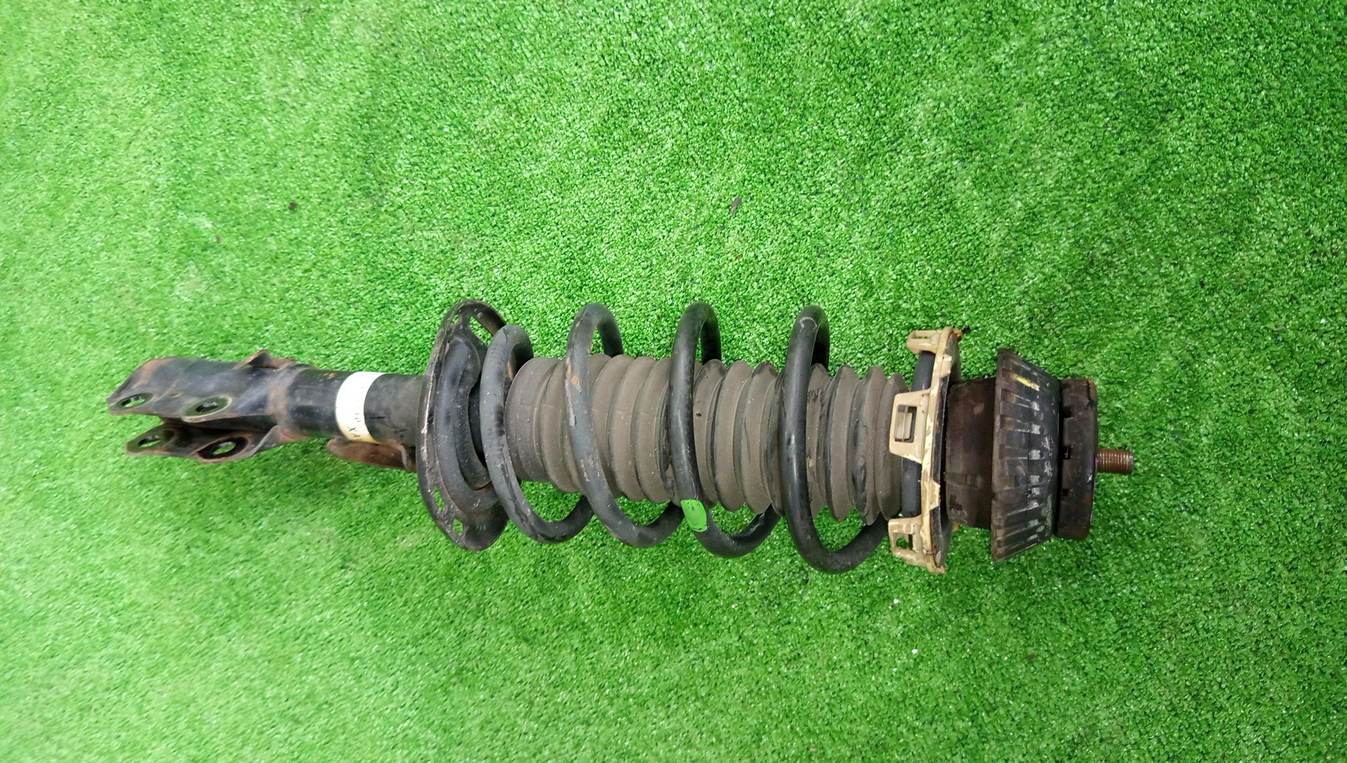 Стойка правая передняя HONDA PARTNER, AIRWAVE GJ3, GJ1 L15A 1 ракурс