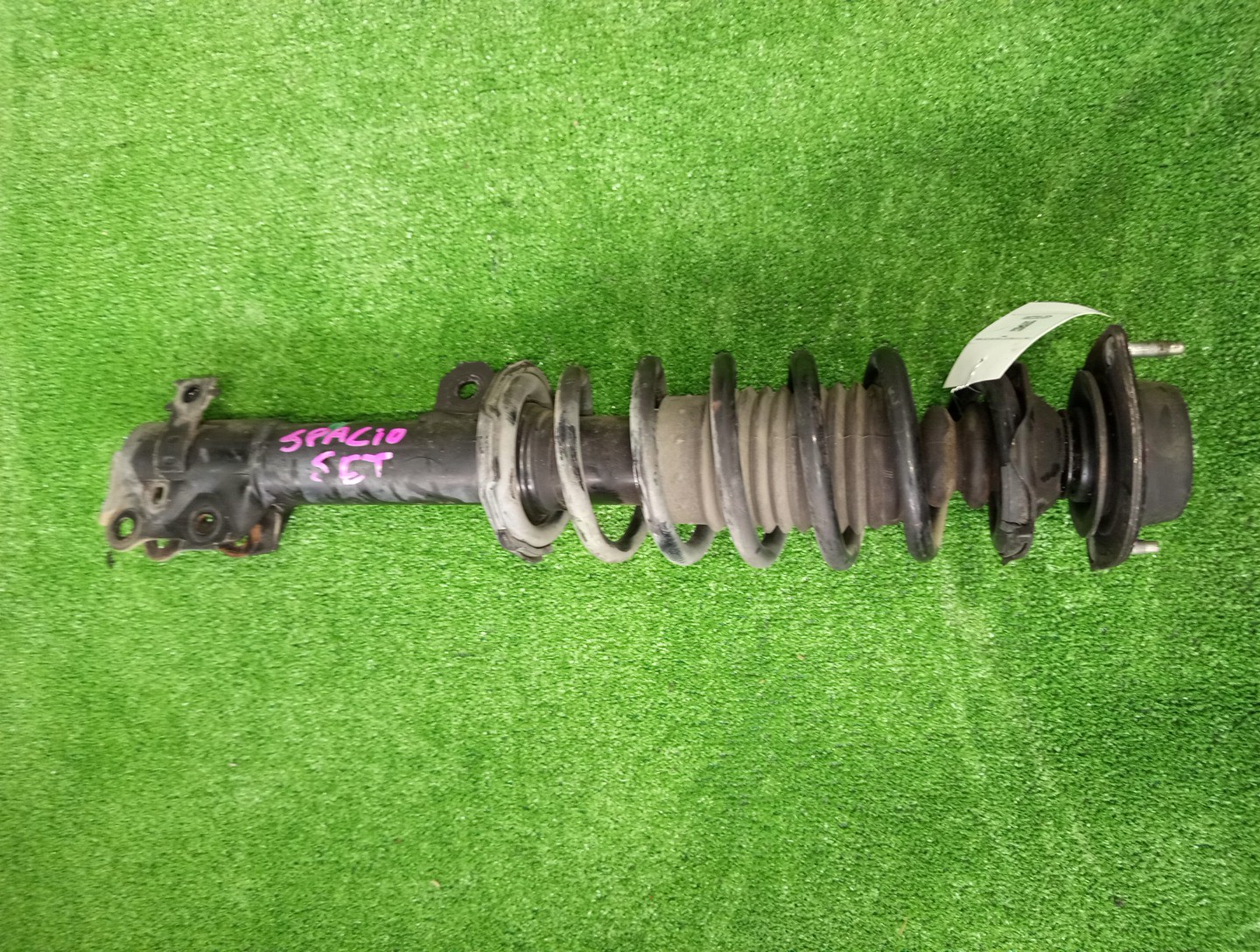 Стойка правая передняя TOYOTA PASSO SETTE M502E 3SZ-VE 1 ракурс