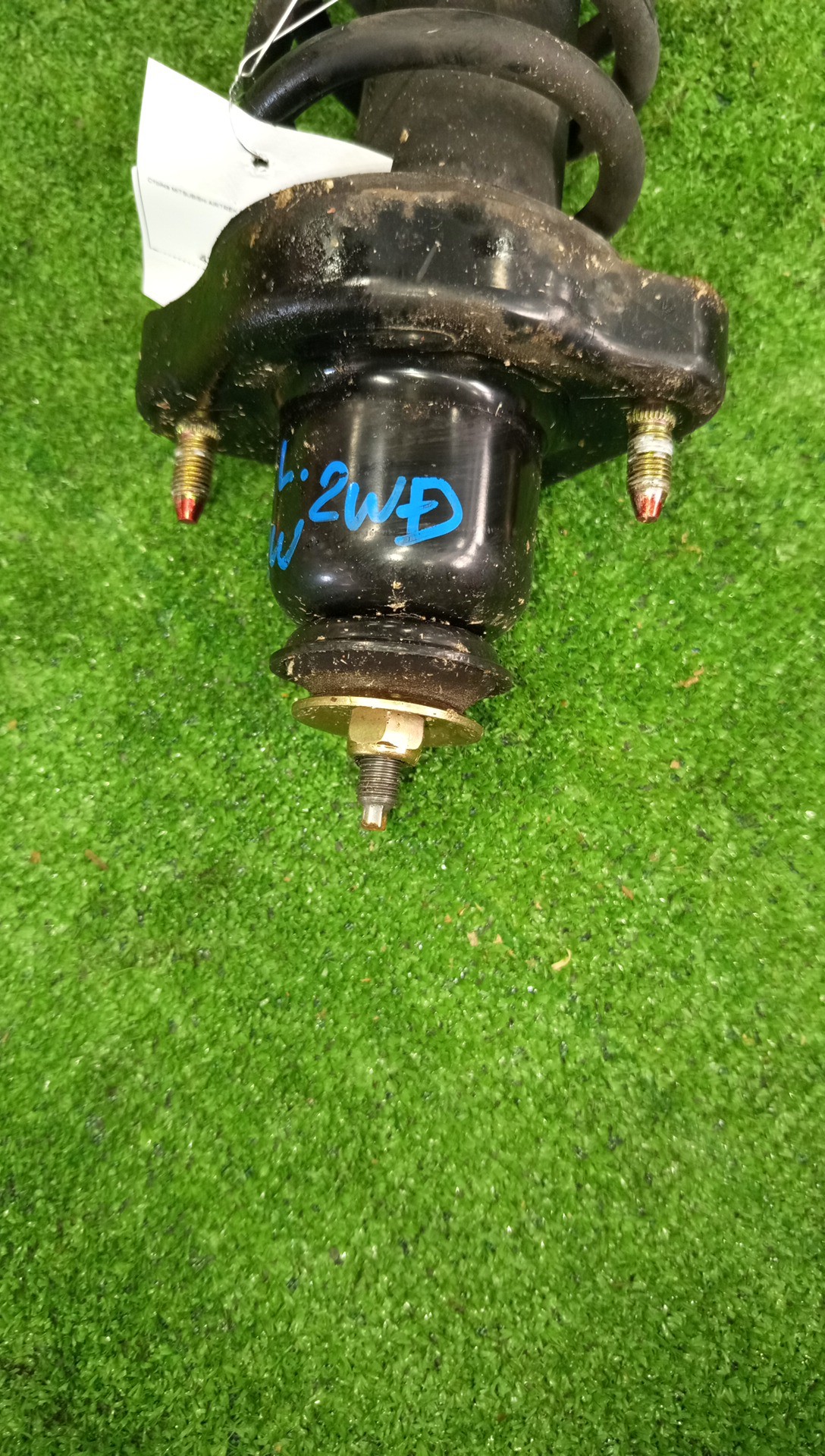 Стойка правая задняя MITSUBISHI AIRTREK CU2W, CU4W, CU5W 4G63, 4G63T, 4G64, 4G69 2 ракурс