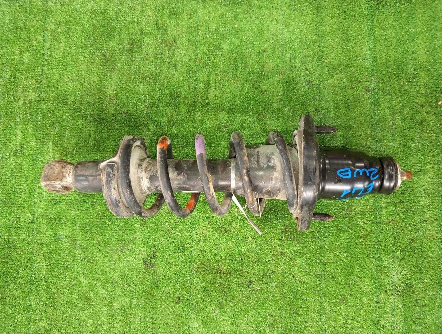 Стойка правая задняя HONDA CIVIC, CIVIC FERIO EU3, ES1, EU1, ES2, ES3, EU4, ES9, EU2, ET2 D17A, D15B, LDA 1 ракурс