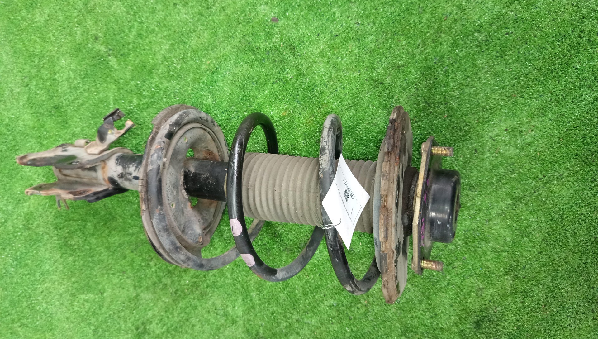 Стойка левая передняя NISSAN PRESAGE, TEANA TU31, TNU31, PU31, PNU31, J31, PJ31, TNJ31 QR25DE, VQ35DE, VQ23DE 1 ракурс