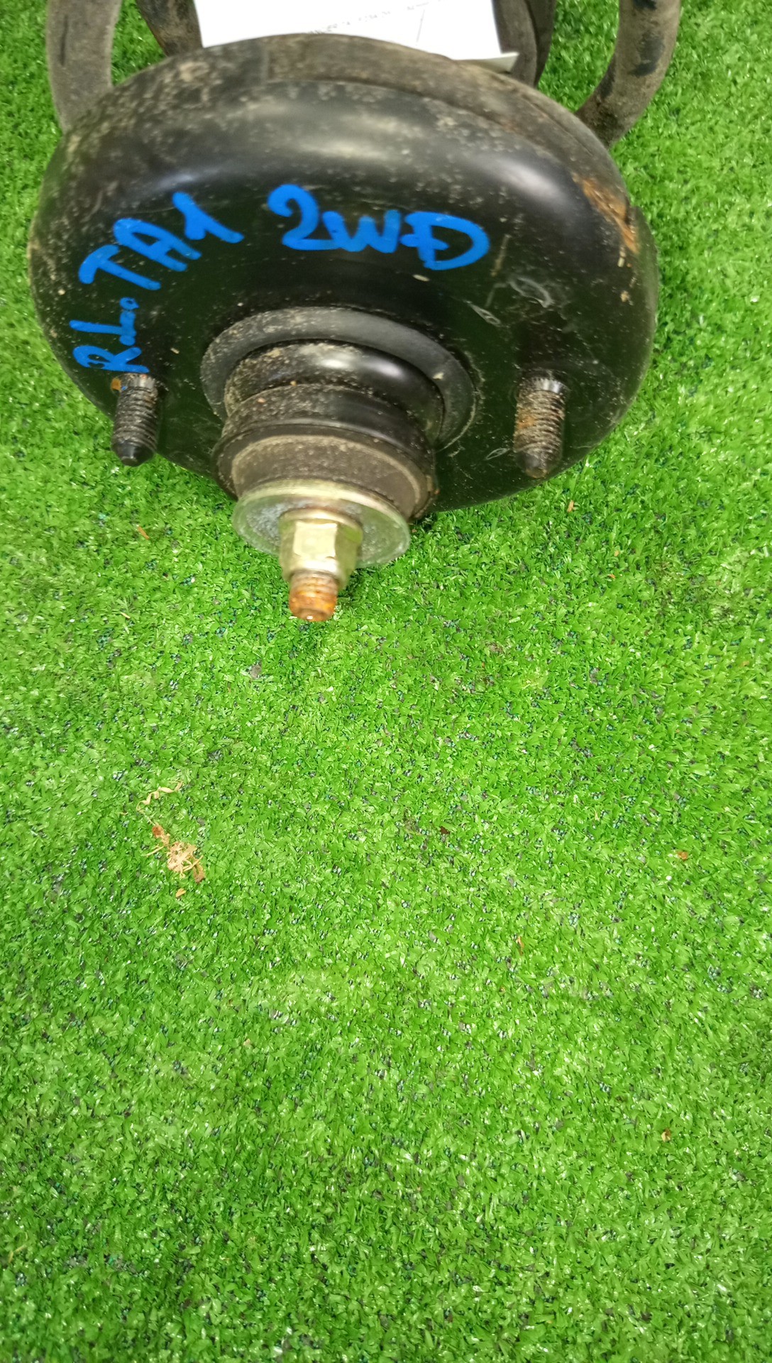 Стойка правая задняя HONDA SABER, AVANCIER, INSPIRE UA4, TA1, TA3, TA2, TA4, UA5 J25A, F23A, J30A, J32A 2 ракурс
