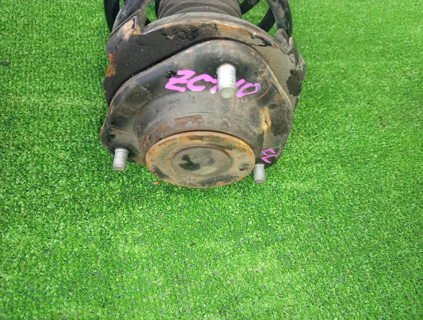 Стойка левая передняя TOYOTA OPA ACT10, ZCT10 1AZ-FSE, 1ZZ-FE 2 ракурс