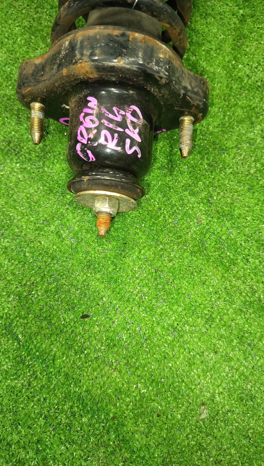Стойка правая задняя MITSUBISHI DION, LANCER CEDIA CR6W, CR9W, CR5W, CS5W 4G94, 4G63, 4G93, 4G93T 2 ракурс