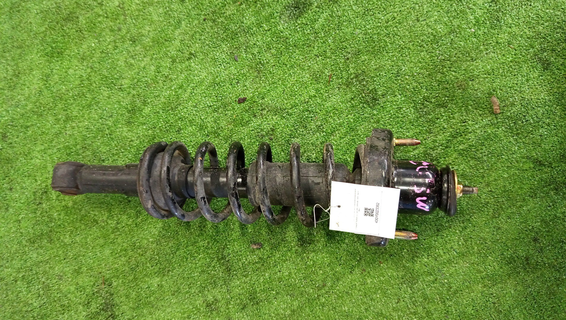Стойка правая задняя  MITSUBISHI OUTLANDER CW4W, CW6W, CW5W 4B11, 6B31, 4B12 1 ракурс