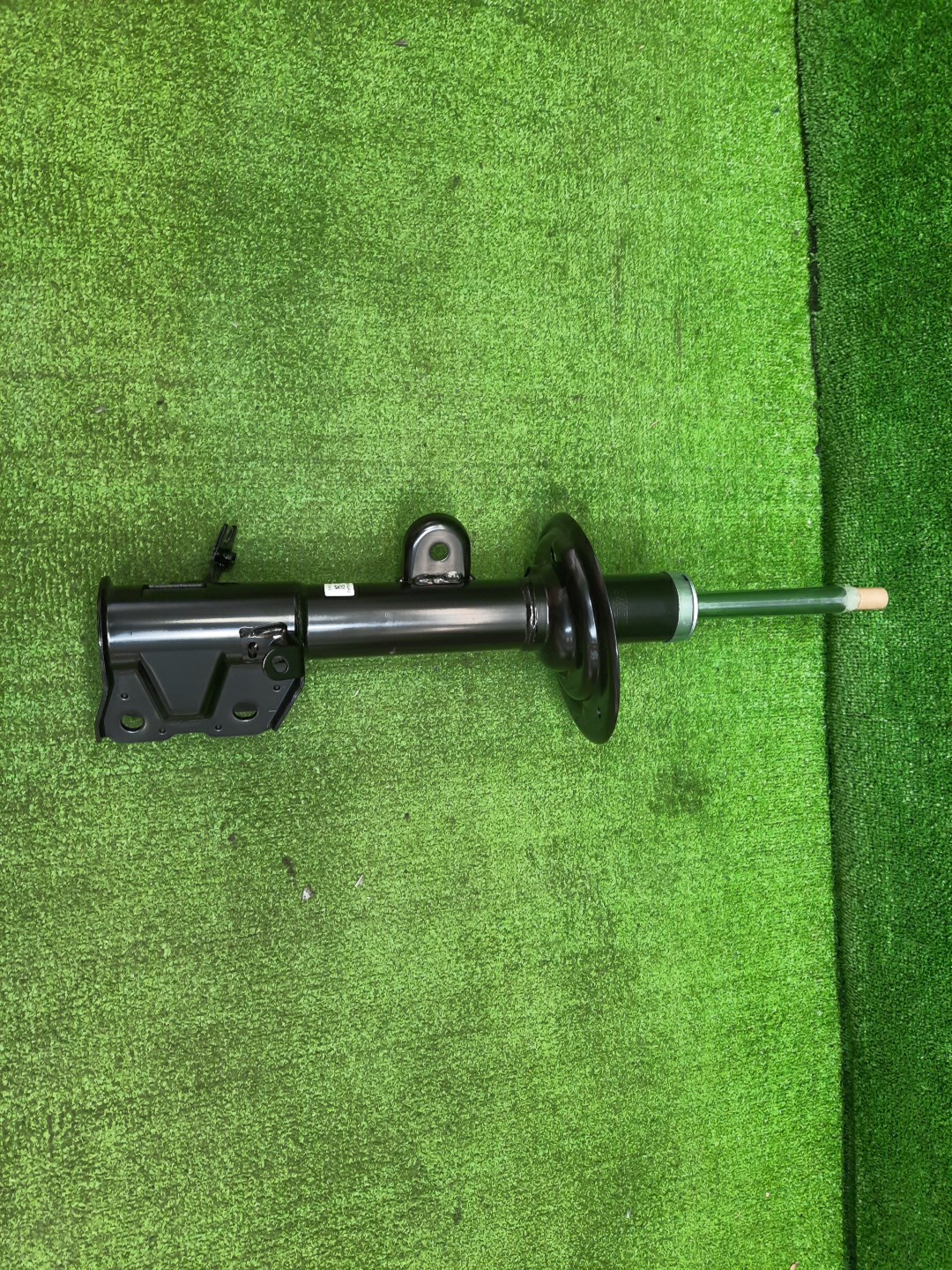 Стойка левая передняя SUBARU OUTBACK BT5 CB18 20310AN030 1 ракурс