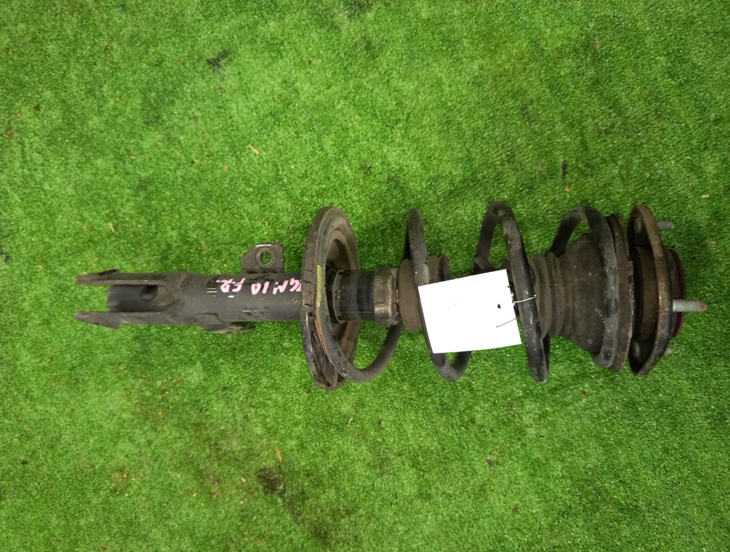 Стойка правая передняя TOYOTA ISIS ZNM10, ZNM10W, ANM10, ANM10W, ANM15, ANM15W, ZGM10, ZGM10W, ZGM11, ZGM11W, ZGM15, ZGM15W, ANM10G, ZGM10G, ANM15G, ZNM10G, ZGM11G, ZGM15G 1ZZ-FE, 1AZ-FSE, 2ZR-FAE, 3ZR-FAE 1 ракурс