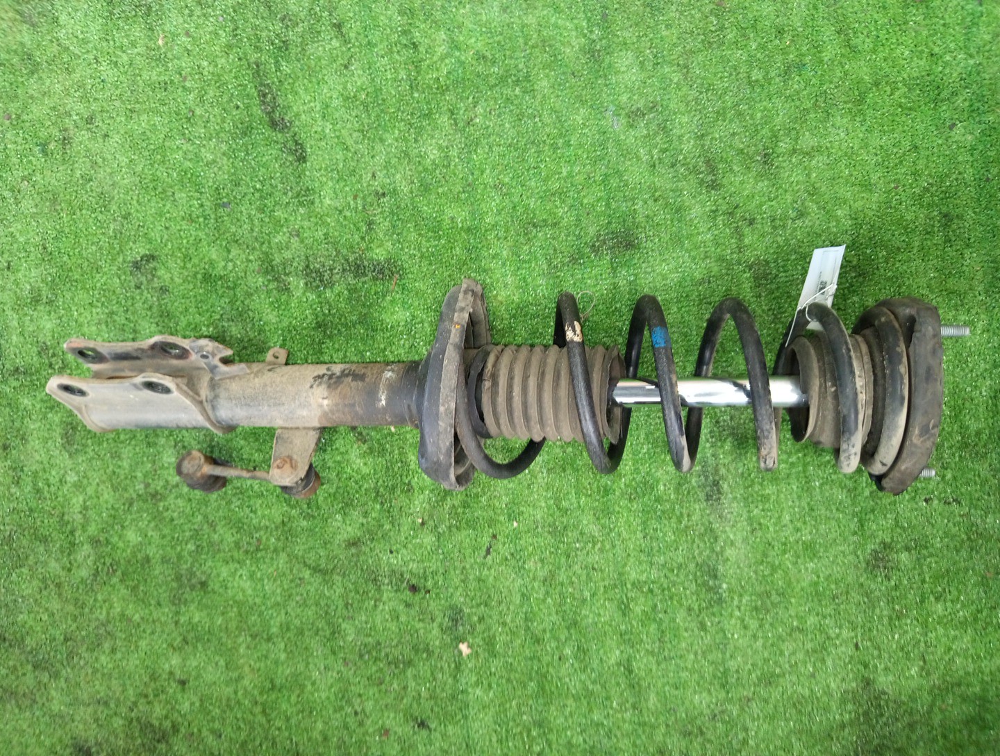 Стойка левая задняя TOYOTA CELICA, CORONA EXIV, CURREN, CARINA ED ST203, ST202, ST200, ST201, ST208, ST206, ST207 3S-FE, 3S-GE, 4S-FE 1 ракурс