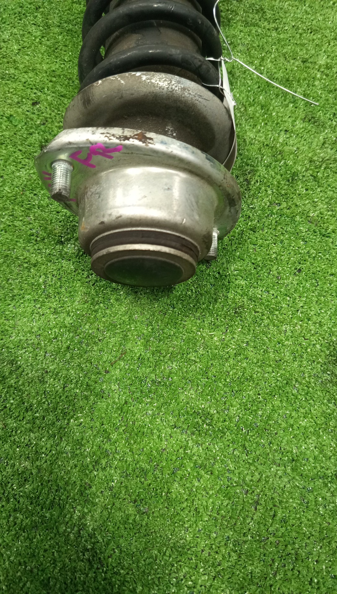 Стойка правая передняя SUBARU STELLA, R2, R1 RN1, RN2, RC1, RC2, RJ2, RJ1 EN07 2 ракурс
