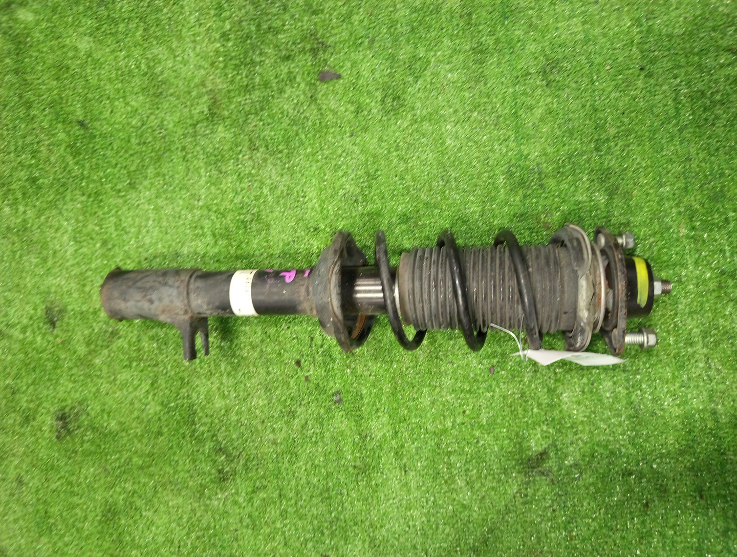 Стойка левая задняя SUBARU STELLA, R2, R1 RN1, RN2, RC1, RC2, RJ2, RJ1 EN07 1 ракурс